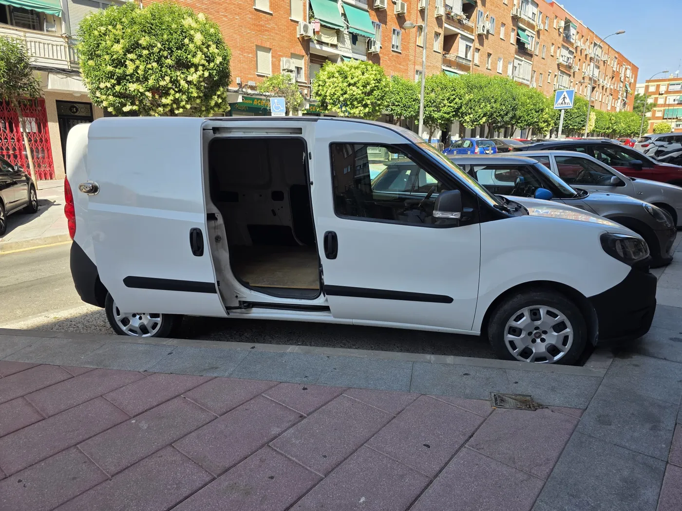 Fiat Dobló ECO 1.4 T-Jet Gasolina + GNC de segunda mano