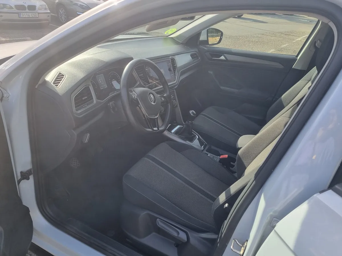 Foto 6 de Volkswagen T-Roc Advance